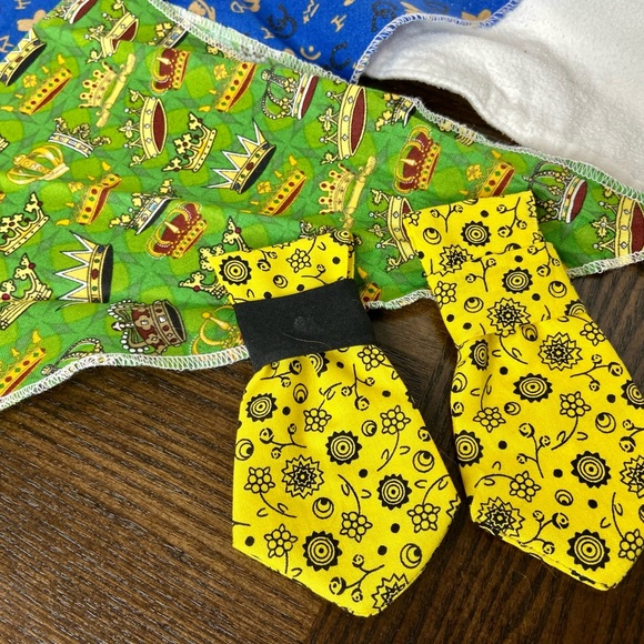 Handcrafted Handmade Hand Sewn Handkerchief and Ties for Small Dogs / Cats - Picture 5 of 7